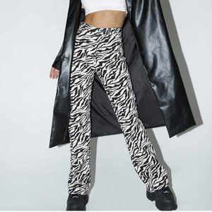 Motel Rocks Zoven Trouser in 90s Zebra Black & White